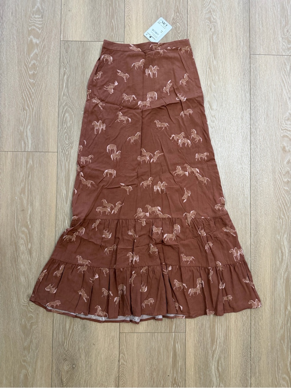 DR2 Women’s Rust Brown Horse Print Tiered Maxi Skirt